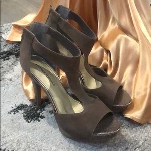 Audrey Brooke suede brown heel (size 8.5)
